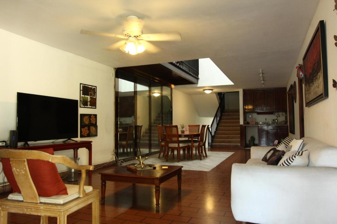 Duplexu Panama Homestay Exteriör bild