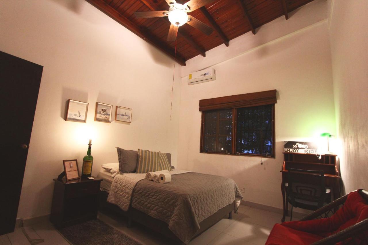 Duplexu Panama Homestay Exteriör bild